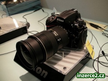 BUY: Nikon D90....... Apple Iphone 4G HD.....Nikon D700........Nikon D3_1 213885_1.jpg
