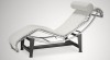 Moderní relaxační lehátko Le Corbusier 299890_t.jpg