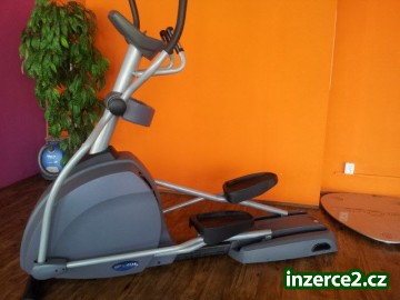 Crossový trenažer EP7000 - Simply Smooth_1 475722_1.jpg
