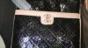 Guess crossbody reiko černá 492138_t.jpg