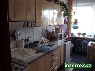 Prodej bytu 3+1v ulici Mrštíkova, Hradec Králové_1 106058_1.jpg