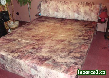 Prodám manželskou postel_1 106301_1.jpg