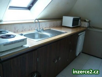 Pronájem bytu 2+kk/L 50m2 P - 10 Strašnice_1 107827_1.jpg