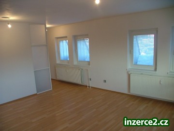 Podkrovní byt v Rýmařově_1 108983_1.jpg