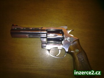 Prodám Revolver_1 115207_1.jpg