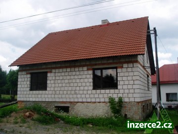 Prodám hrubu stavbu RD v obci Svratka_2 1154_2.jpg