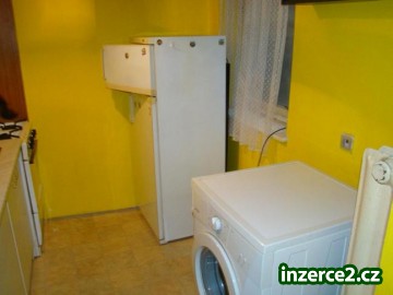 Pronájem bytu 2+1 v Hradci Králové na Velkém náměstí_2 116672_2.jpg