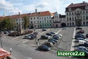 Pronájem velkého bytu 2+1 v historickém centru Hradce Králové_1 118369_1.jpg