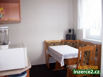 Prodej bytu 3+1 s lodžií v Chodově, ul. 9. Května_2 121873_2.jpg