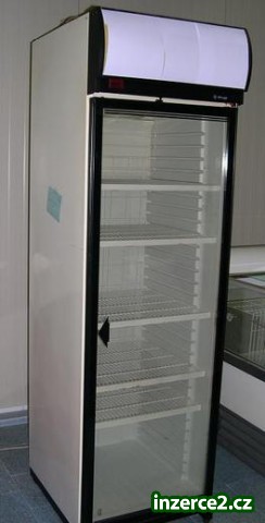 Chladící skříň s reklamní tabulí._1 131332_1.jpg