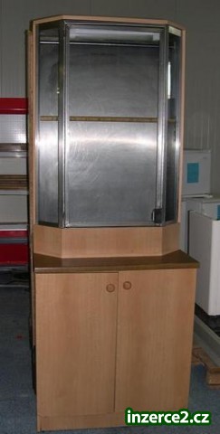 Nástěnná chladící vitrína - dřevěný korpus_1 131339_1.jpg