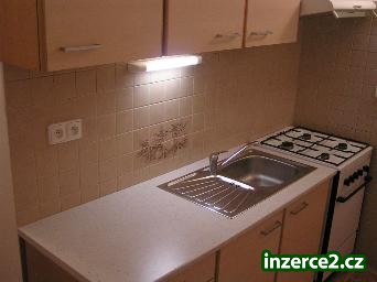 Prodej zrekonstruovaného bytu 1+1+L v Chlumčanech_1 136065_1.jpg