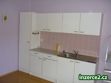 Pronájem zrekonstruovaného bytu 2+kk se zahradou, Slovany, Sladkovského ul._1 137284_1.jpg