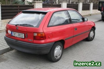 Opel Astra 1.6 i_1 13742_1.jpg