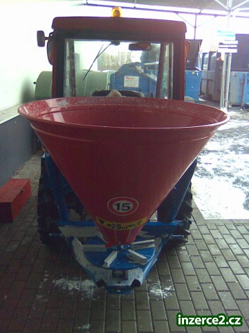 Rozmetač soli nebo hnojiv_1 147678_1.jpg