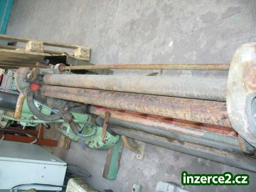 prodám ohýbačku plechu 1000/2mm ,má i skružovačku nefunkční._2 149171_2.jpg