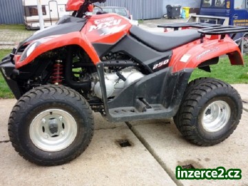 Kymco 250 červená_1 150137_1.jpg