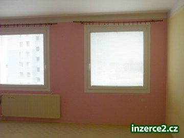 Pronájem nevybavené garsoniéry v Krašovské ulici na Lochotíně, Plzeň_2 150573_2.jpg