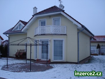 Prodej RD 5+1+G na pozemku 873m2, Hovorčovice u Prahy, s užitnou plochou 225m2_1 151503_1.jpg