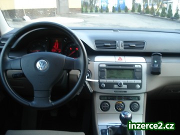 Prodám VW Passat Sportline, 2.0TDi, 2007, krásné auto_2 152860_2.jpg