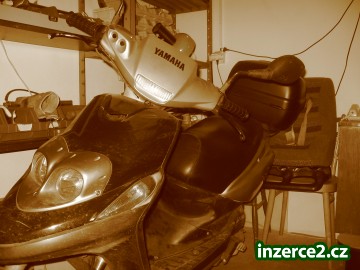 skutr YAMAHA_1 15355_1.jpg