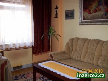 Prodej bytu 1+1 v K. Vary - St. Role_2 154563_2.jpg