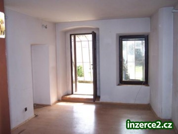 Prodej rodinného domu v Lázních Bělohrad_2 15768_2.jpg