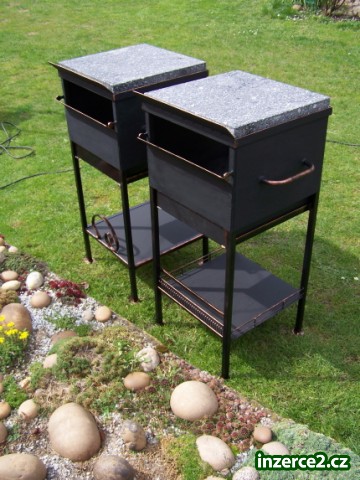super český gril se žulovou deskou a s grilovacím roštem40x40x5cm, výš-95cm._2 158089_2.jpg