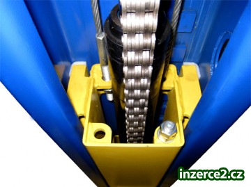Zdviž pro autoservisy 3200 kg značky GOLEMTECH_2 158550_2.jpg