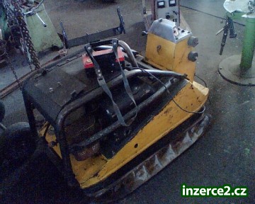 VIBRAČNÍ DESKA WACKER + DÁLKOVÉ OVLÁDÁNÍ_1 1592_1.jpg