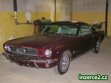 Ford Mustang 8V._1 159720_1.jpg