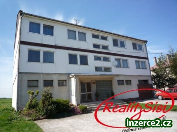 Nabízíme Vám k prodeji byt 3+1 v Chlístovicích_1 159885_1.jpg