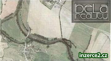 Rozlehlé pozemky v obci Dříteč_1 160694_1.jpg
