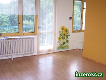 Prodej bytu 1+kk v Pardubicích Polabinách_1 16107_1.jpg