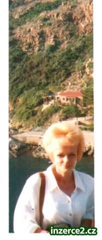 sympatická účetní_1 165997_1.jpg
