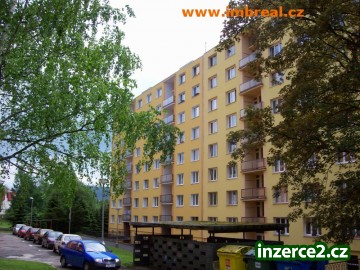 Prodej bytu 2+1 s lodžií, Sokolov, ul. Slavíčkova_1 166412_1.jpg