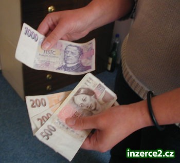 ODDLUŽENÍ BEZ ZÁSTAVY - SPLÁCEJTE VŠE JEDNOU SPLÁTKOU_1 166438_1.jpg