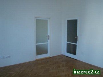 Krásný zrekonstuovaný byt 2+1 do pronájmu V Kopečku - Hradec Králové_2 168498_2.jpg