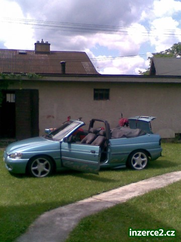 FORD ESCORT 1.6 EFI- CABRIO_2 16857_2.jpg