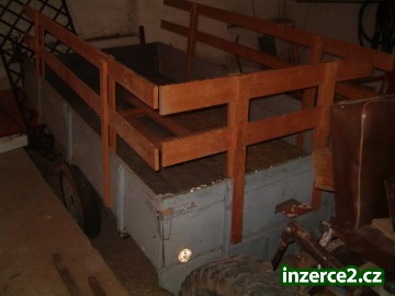 Traktor domácí výroby_2 1688_2.jpg