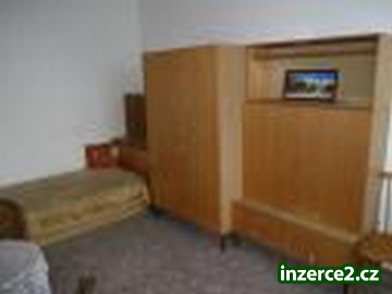Pronájem bytu 3+1 Březhrad v Hradci Králové_2 170171_2.jpg