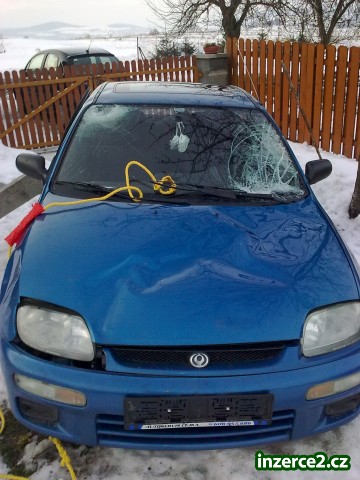 Mazda 323 c_2 171132_2.jpg