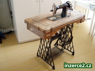 Prodáme šlapací šicí stroj BOBIN_1 172451_1.jpg