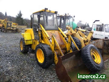Nakladač JCB 415_1 174318_1.jpg