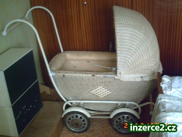 prodám starý kočár_1 175079_1.jpg
