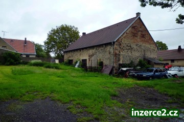 Samostatně stojící RD + vedlejší stavby; 8 km od Pha_1 175766_1.jpg