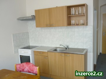 Pronájem vybaveného bytu 2+kk v centru Plzně (Čelakovského ul., Doudlevce)_1 175881_1.jpg