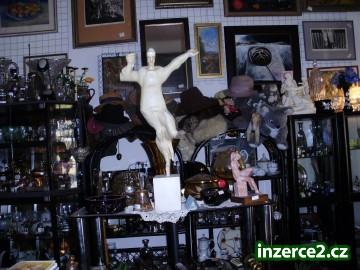 Krásné staré skleničky na kouřové ozdobné nožce, výška 13 cm_2 176584_2.jpg