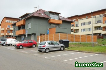 Prodej bytu 3+kk OV s předzahrádkou_1 177806_1.jpg