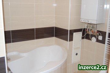 Prodej bytu 3+kk OV s předzahrádkou_2 177806_2.jpg